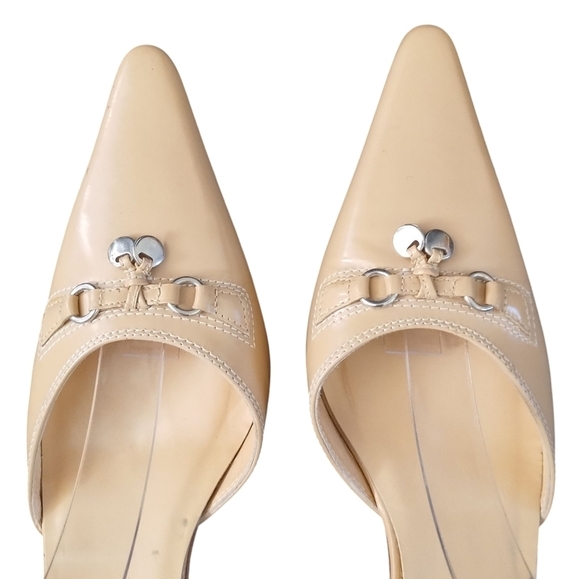 Isaac Mizrahi Women's Tan Slingback Heels - Picture 11 of 16